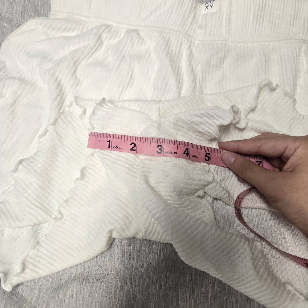 Roxy White Shorts Lettuce Hem Ribbed Soft Size Small - Picture 9 of 11